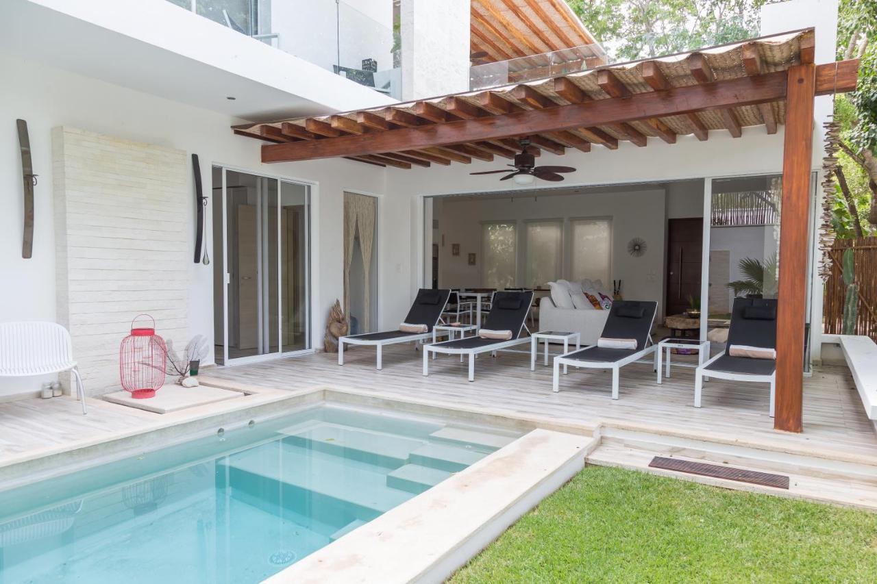 Luxury Private Villas , Private Pool, Private Garden, Jacuzzi, 24Hours Security Тулум Екстериор снимка